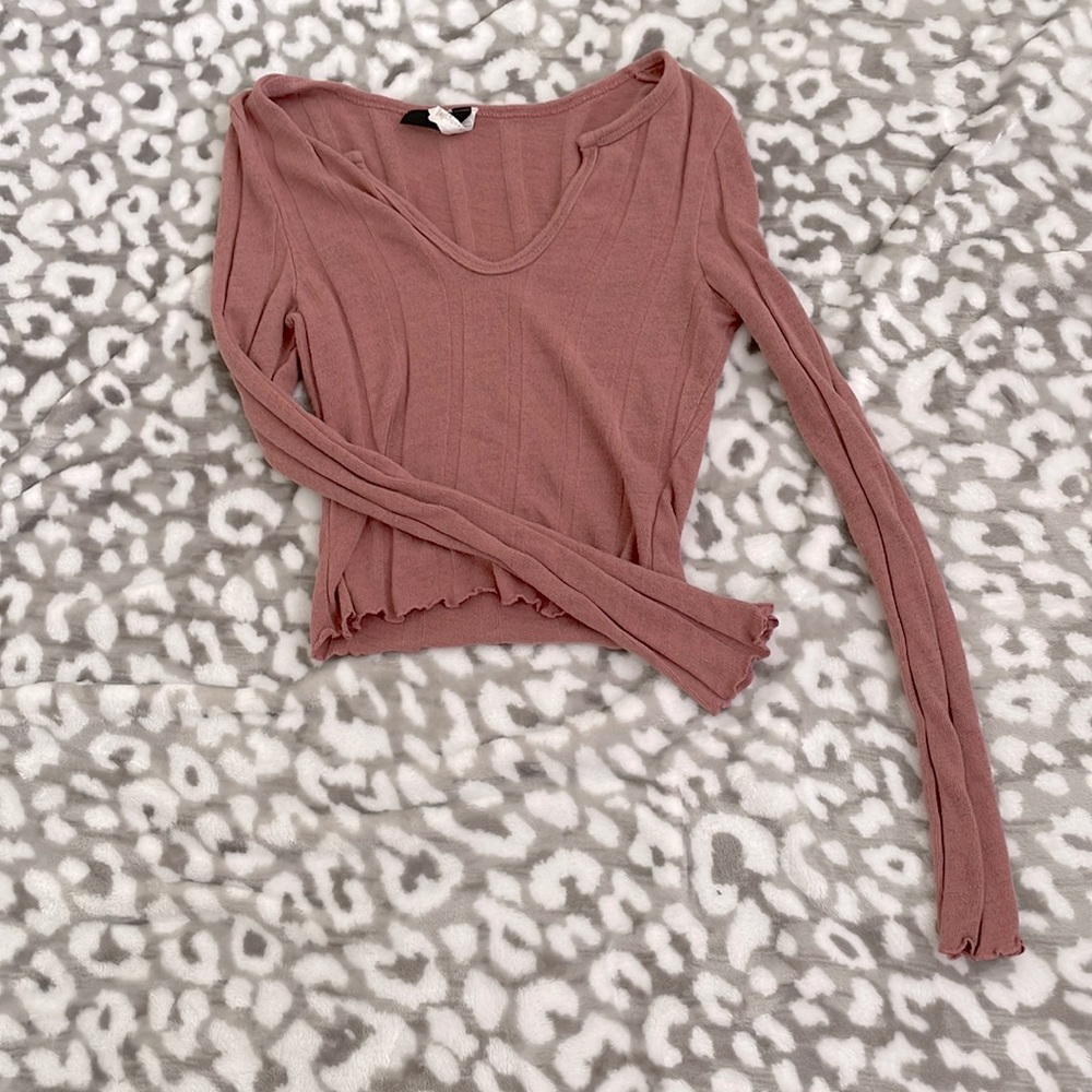 Cute size s short sweater!